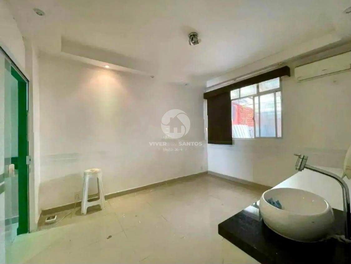 Oportunidade Rara na Pompéia: Sobrado Espaçoso a 1 Quadra da Praia em Pompéia, Santos — foto 16