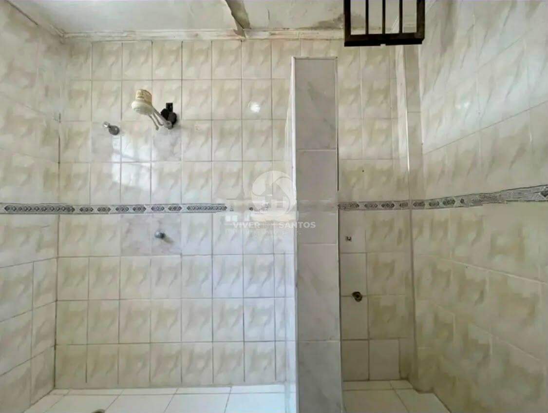 Oportunidade Rara na Pompéia: Sobrado Espaçoso a 1 Quadra da Praia em Pompéia, Santos — foto 14