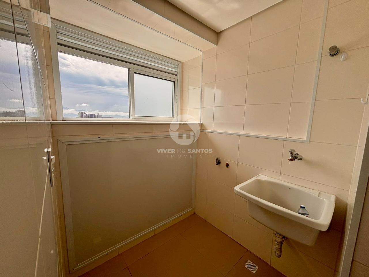 Apartamento 2 Dormitórios, 1 Vaga, Andar Alto e Vista Livre no Embaré - Santos SP em Embaré, Santos — foto 9