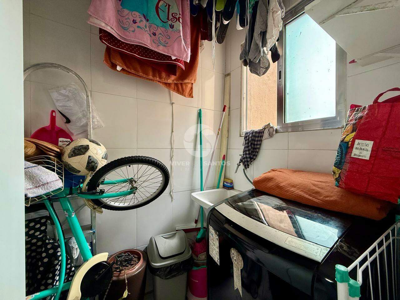 Apartamento Reformado, 2 Dormitórios, Vista Livre e Garagem Fechada no Saboó – Santos/SP em Saboó, Santos — foto 17