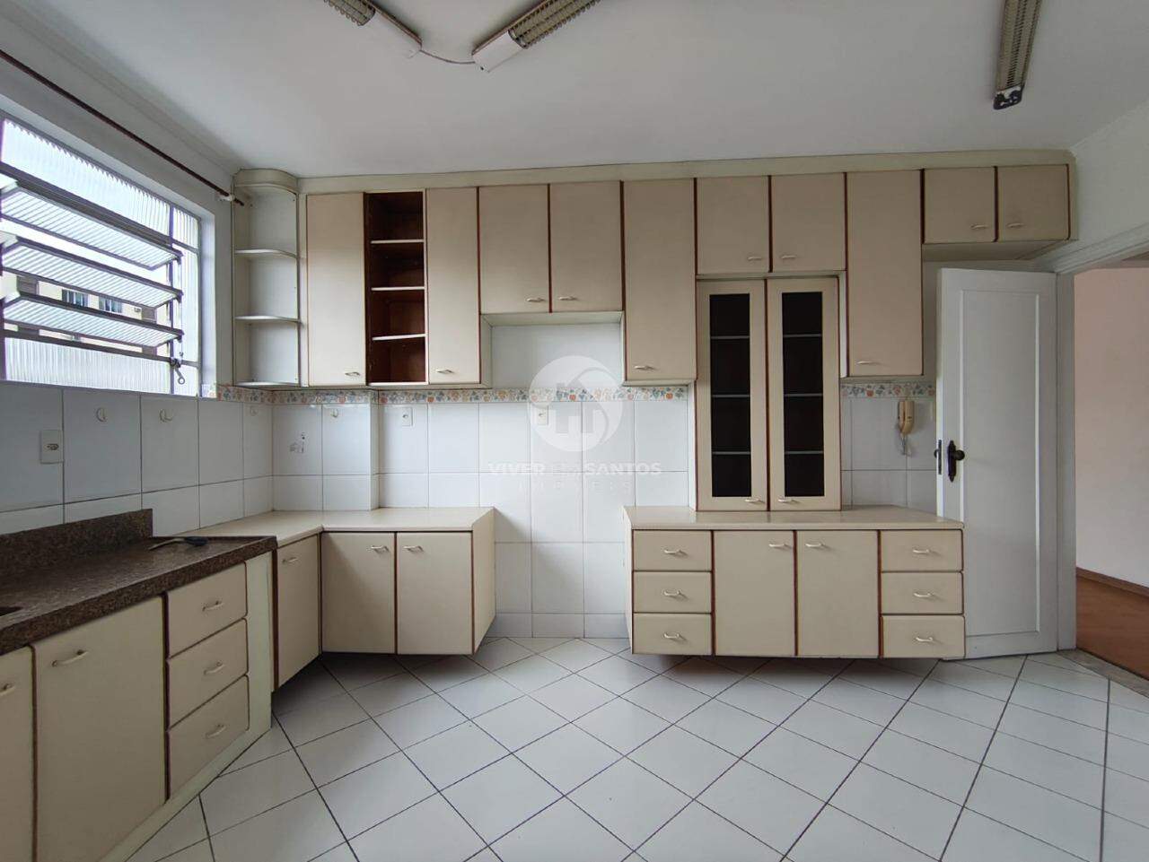 Apartamento de Frente, 2 Dormitórios, Suíte, Vista Livre e Garagem Demarcada na Ponta da Praia – Santos/SP em Ponta da Praia, Santos — foto 18