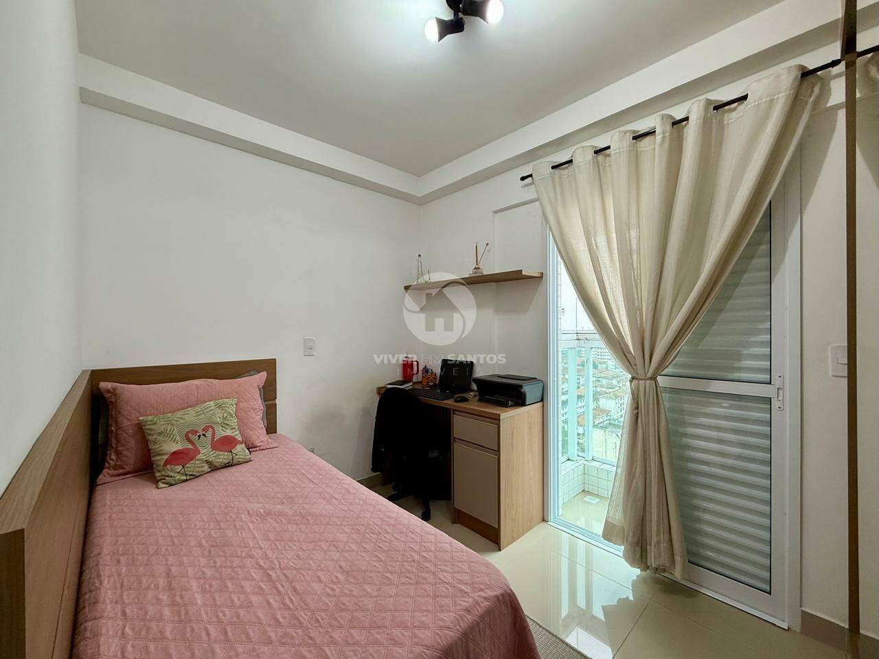Apartamento Reformado, 2 Dormitórios, Varanda e Lazer Completo no Embaré – Santos/SP em Embaré, Santos — foto 16