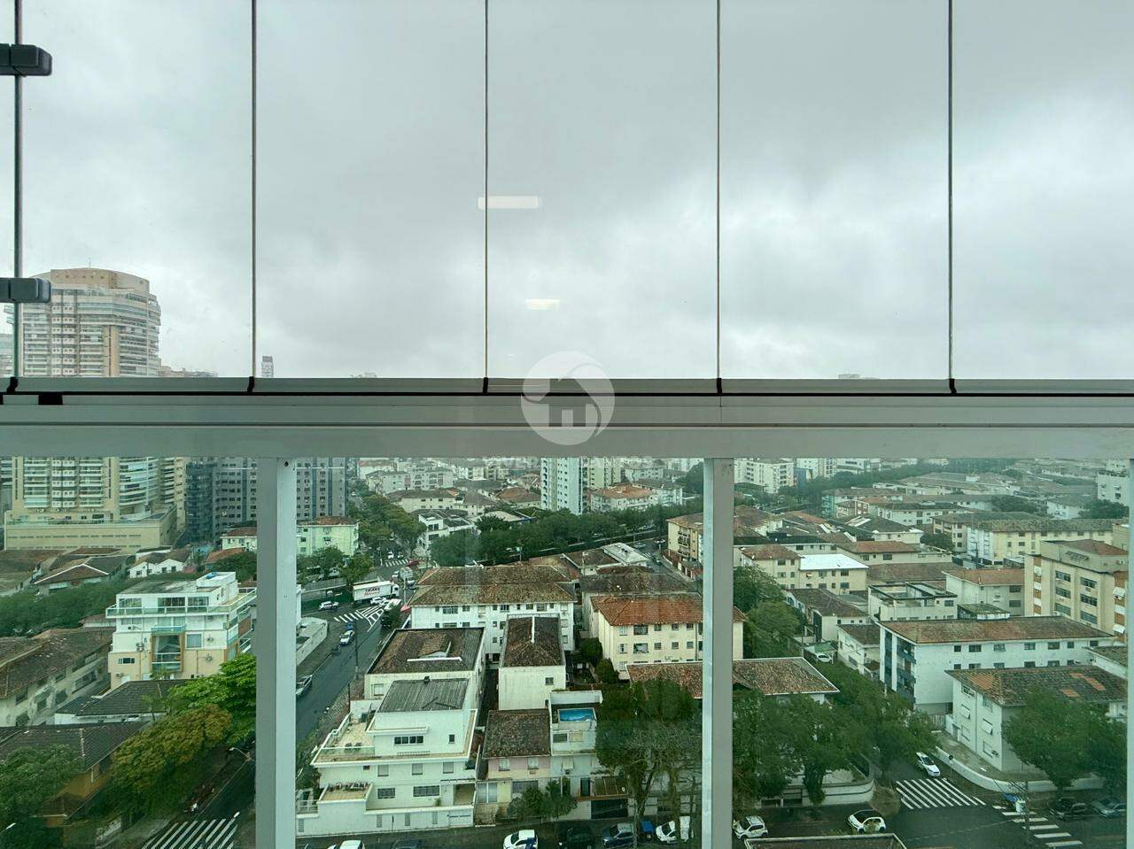 Apartamento Reformado, 2 Dormitórios, Varanda e Lazer Completo no Embaré – Santos/SP em Embaré, Santos — foto 4