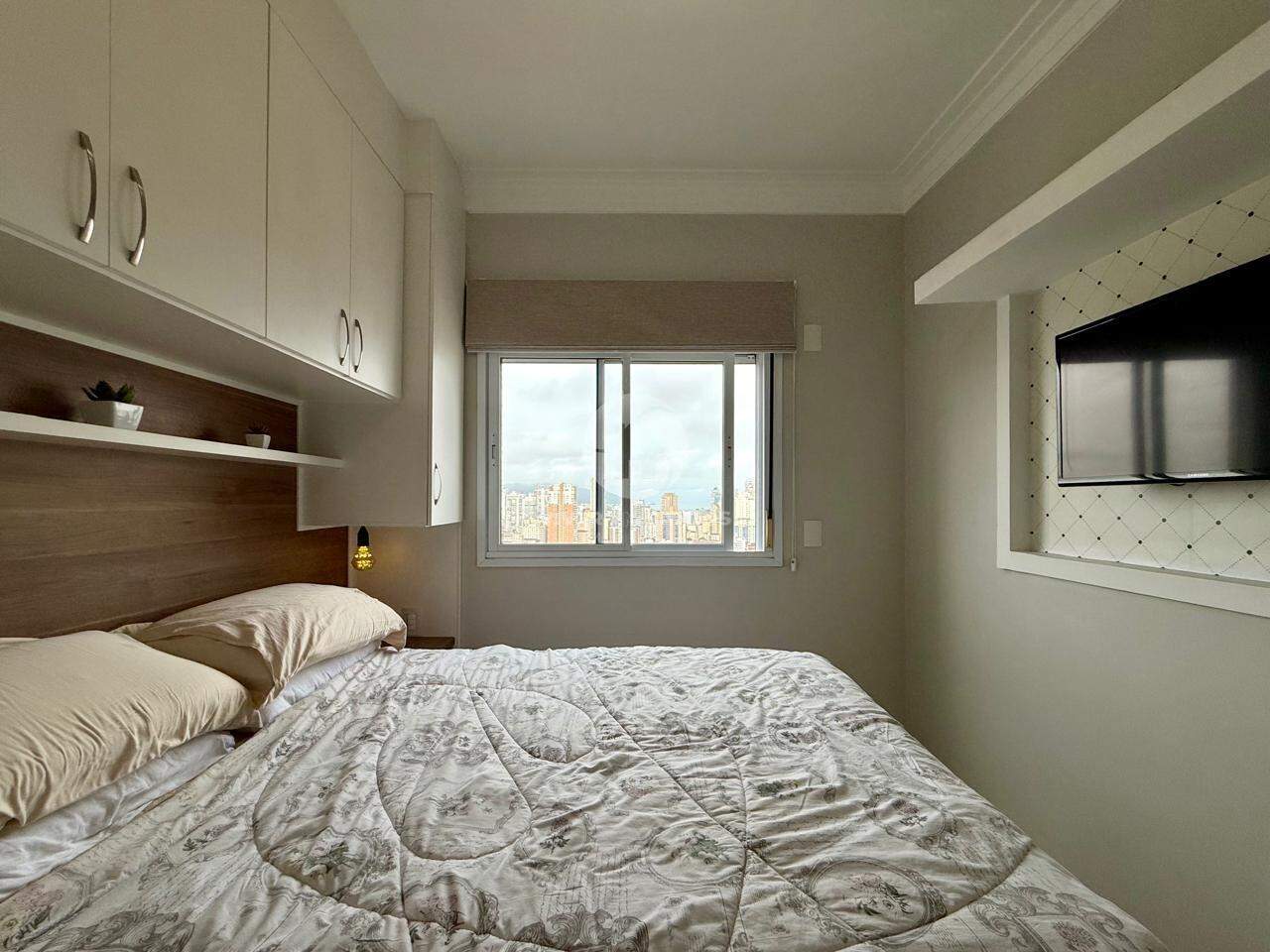 Apartamento Reformado, 2 Dormitórios, Vista Livre, Varanda com Churrasqueira e Lazer no Campo Grande – Santos/SP em Campo Grande, Santos — foto 18