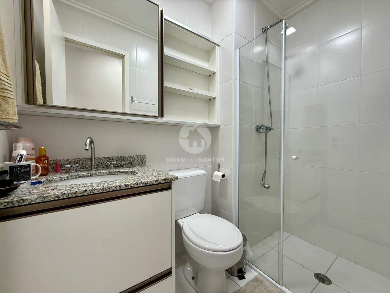 Apartamento Reformado, 2 Dormitórios, Vista Livre, Varanda com Churrasqueira e Lazer no Campo Grande – Santos/SP em Campo Grande, Santos — foto 21