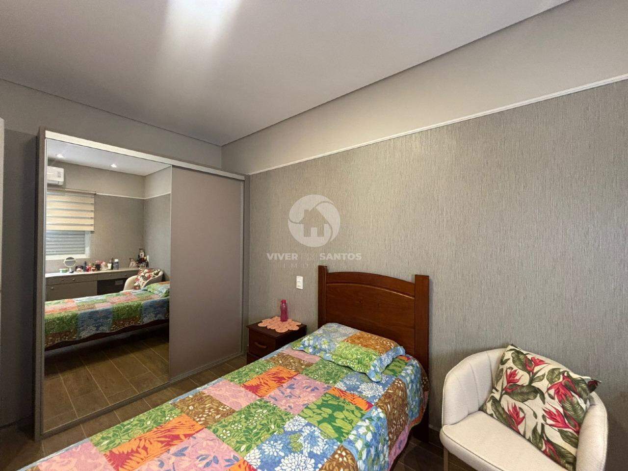 Casa Reformada, 4 Dormitórios, Suíte com Closet, Solarium, Churrasqueira e 3 Vagas no Campo Grande – Santos/SP em Campo Grande, Santos — foto 16