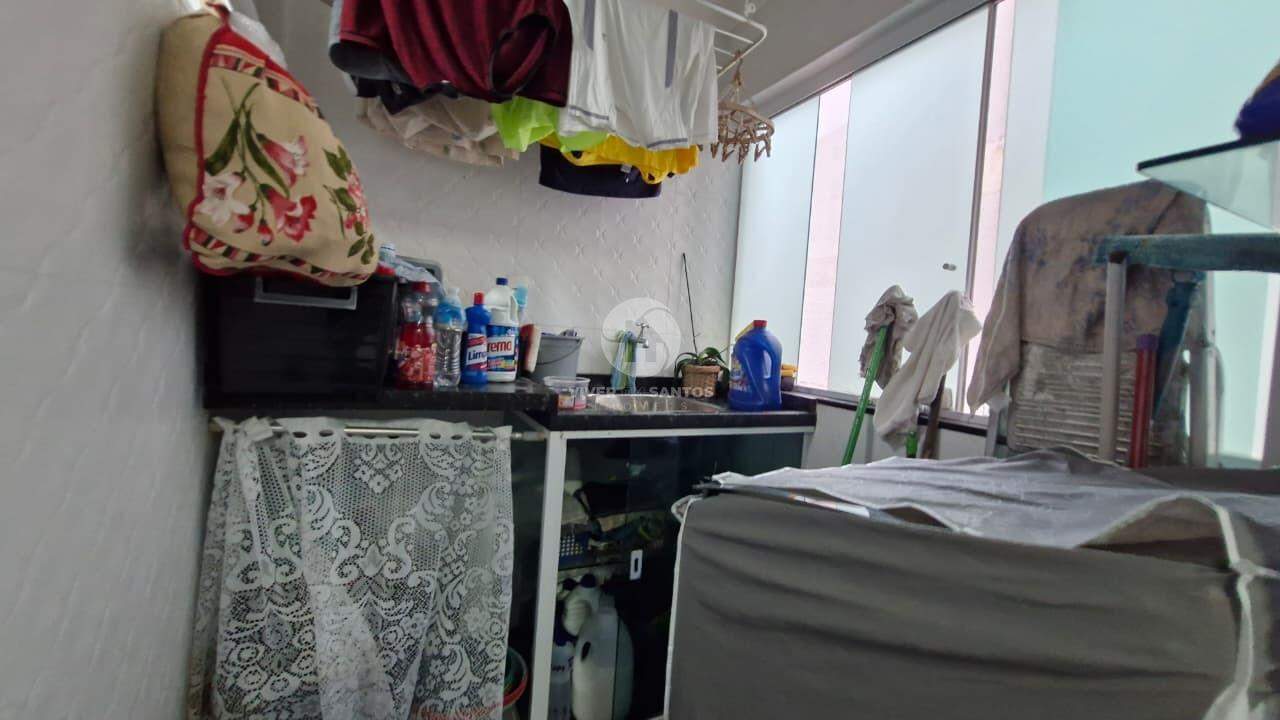 Apartamento Reformado, 3 Dormitórios e Sacada a 1 Quadra da Praia na Pompéia – Santos/SP em Pompéia, Santos — foto 14