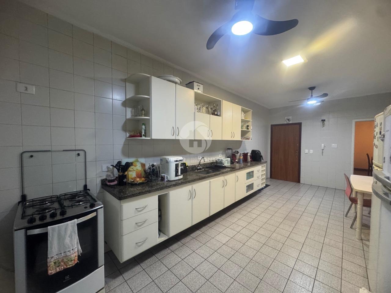 Apartamento 3 Dormitórios, Suíte, Sacadas e Garagem Demarcada no Embaré – Santos/SP em Embaré, Santos — foto 5