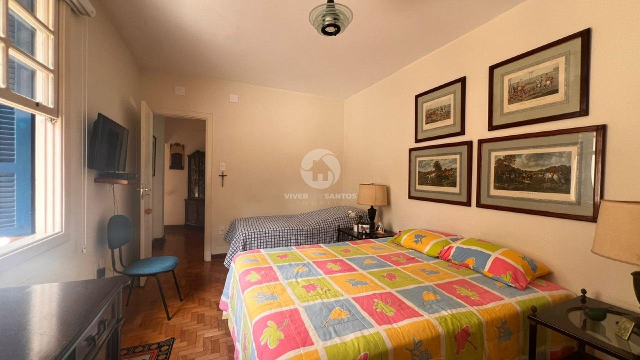 Casa com 337 m², 4 Dormitórios e Garagem para 5 Veículos a 1 Quadra da Praia no Boqueirão – Santos/SP em Boqueirão, Santos — foto 19