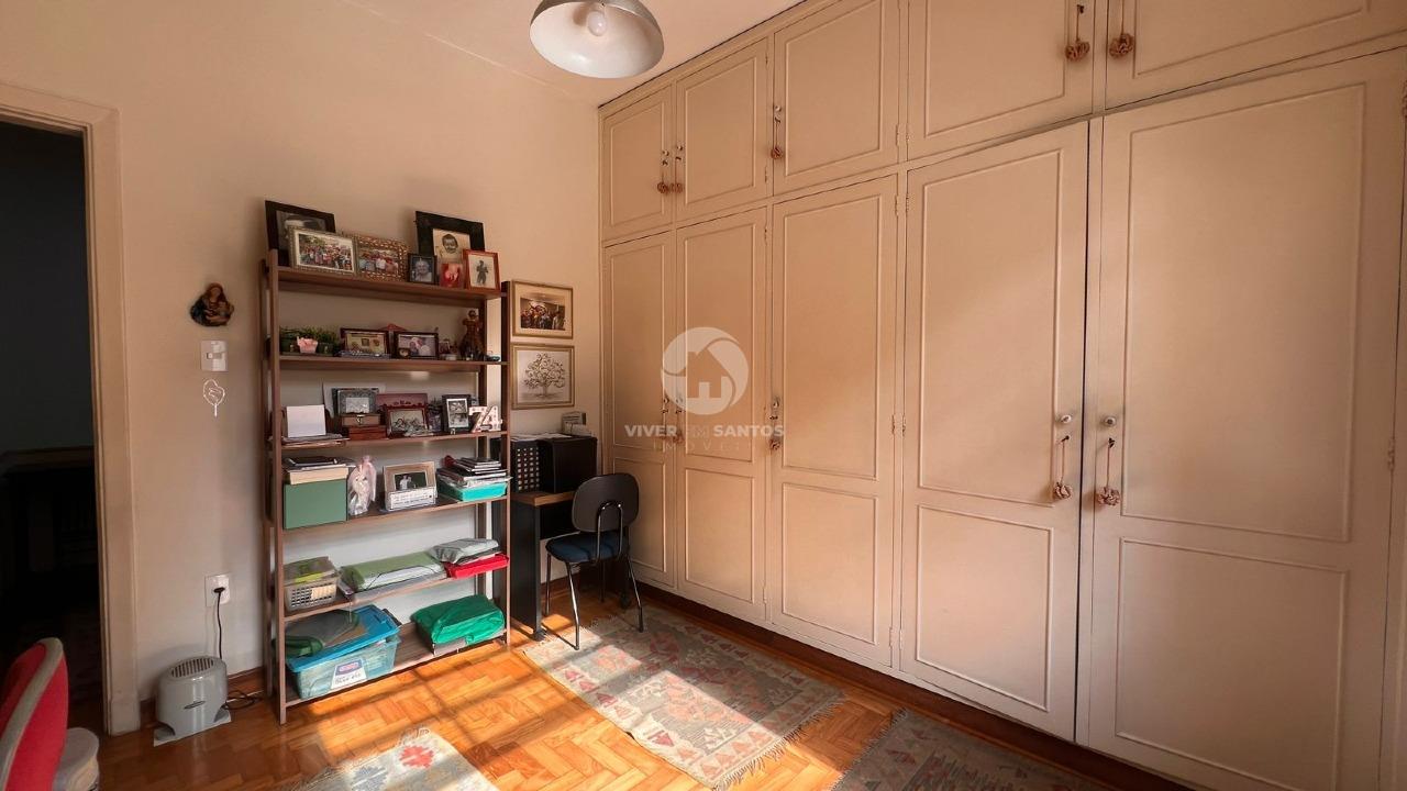 Casa com 337 m², 4 Dormitórios e Garagem para 5 Veículos a 1 Quadra da Praia no Boqueirão – Santos/SP em Boqueirão, Santos — foto 13