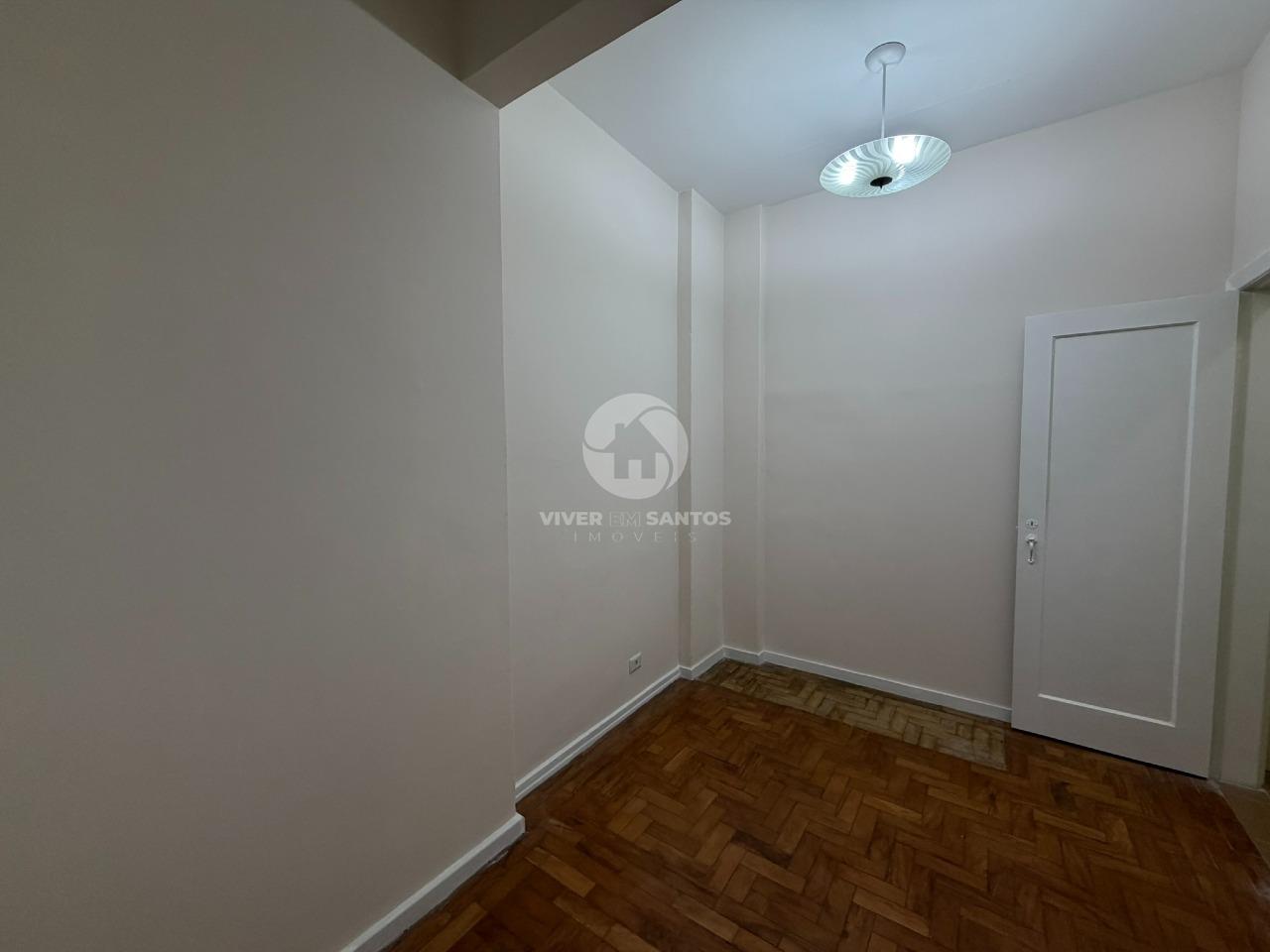 Apartamento de Frente, 1 Dormitório, Dependência Completa e Sacada a 1 Quadra da Praia no Boqueirão – Santos/SP em Boqueirão, Santos — foto 13