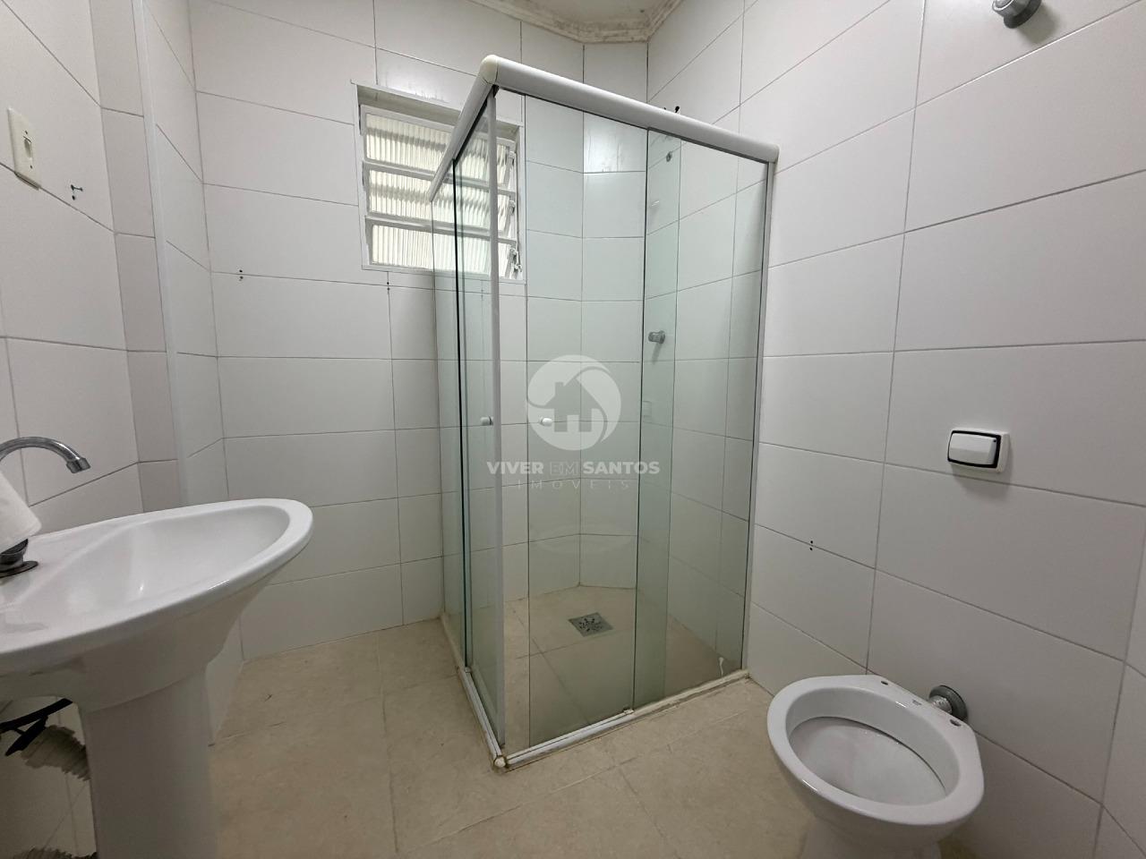Apartamento de Frente, 1 Dormitório, Dependência Completa e Sacada a 1 Quadra da Praia no Boqueirão – Santos/SP em Boqueirão, Santos — foto 19