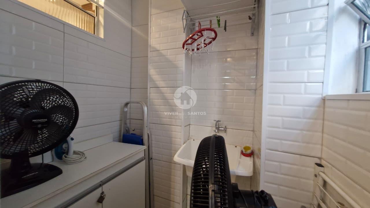 Sala Living Reformada e Mobiliada a Uma Quadra da Praia do Embaré – Santos/SP em Embaré, Santos — foto 3