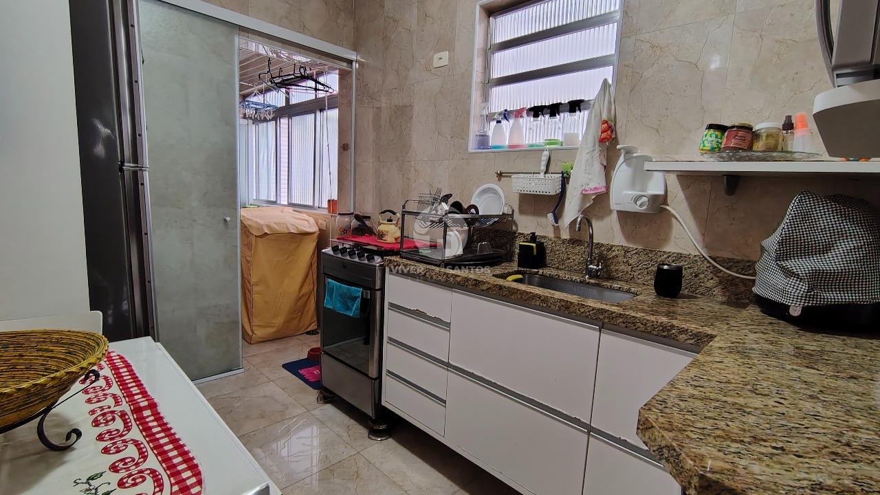 Apartamento de Frente, 2 Dormitórios, Andar Alto e a Meia Quadra da Praia no Embaré – Santos/SP em Embaré, Santos — foto 11