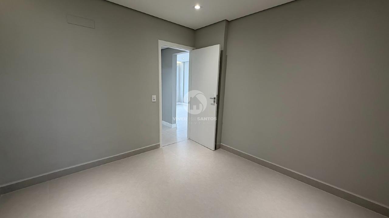 Apartamento Totalmente Reformado, 2 Dormitórios, Suíte, Vista Livre e Garagem no Gonzaga – Santos/SP em Gonzaga, Santos — foto 7