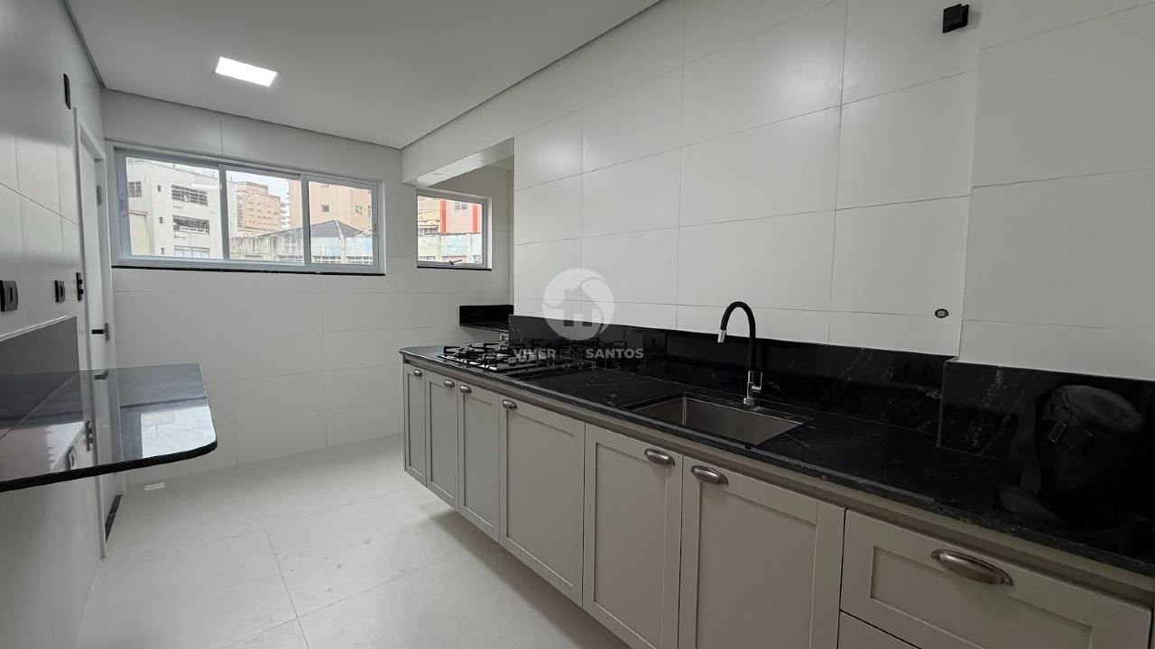 Apartamento Totalmente Reformado, 2 Dormitórios, Suíte, Vista Livre e Garagem no Gonzaga – Santos/SP em Gonzaga, Santos — foto 25