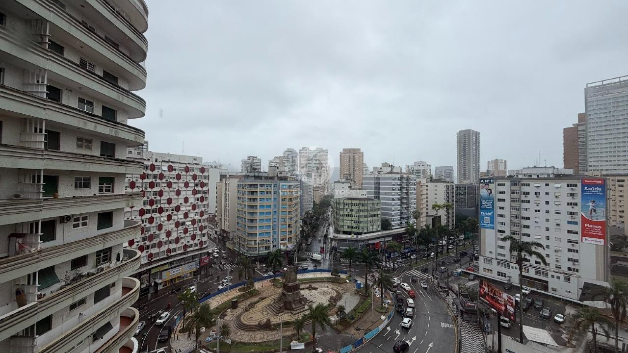 Apartamento Totalmente Reformado, 2 Dormitórios, Suíte, Vista Livre e Garagem no Gonzaga – Santos/SP em Gonzaga, Santos — foto 22