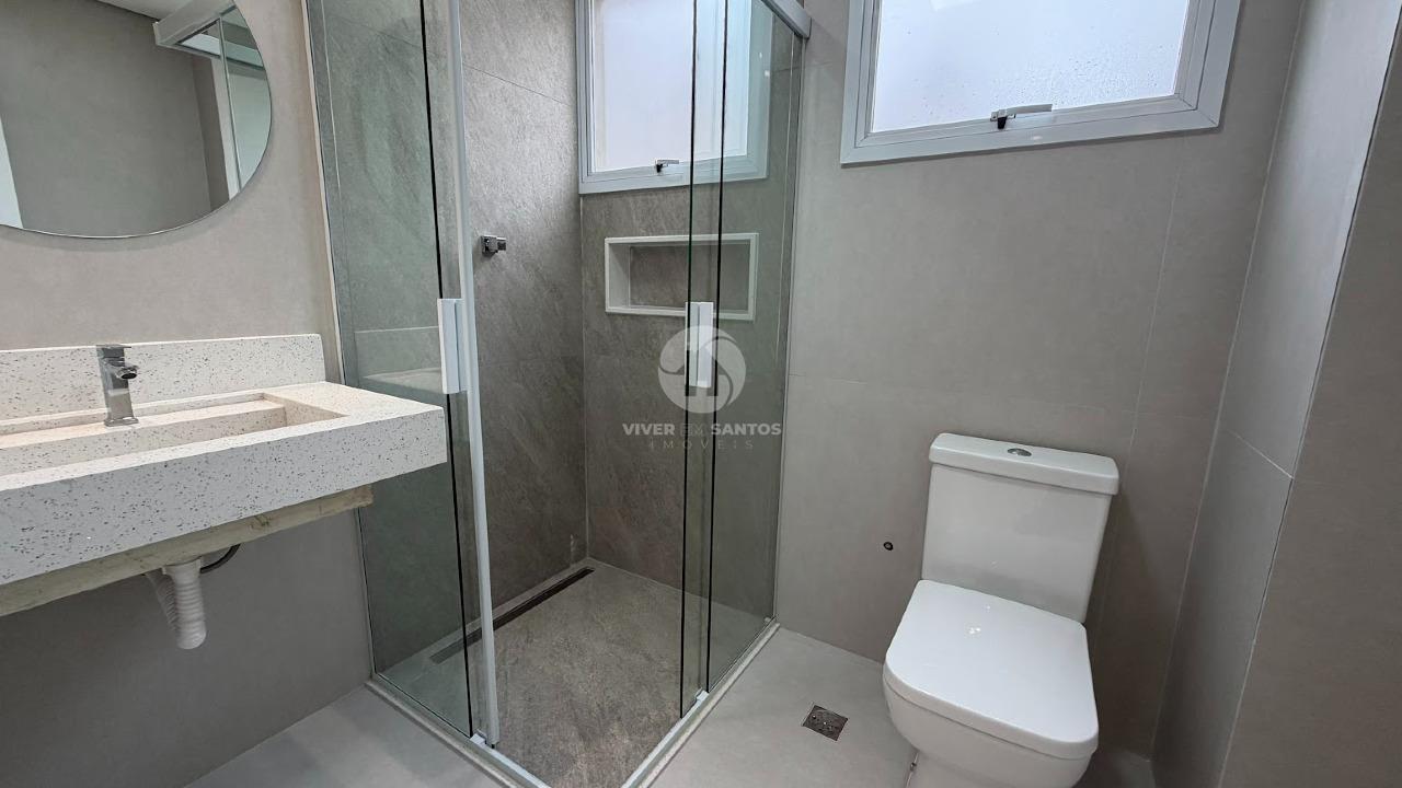 Apartamento Totalmente Reformado, 2 Dormitórios, Suíte, Vista Livre e Garagem no Gonzaga – Santos/SP em Gonzaga, Santos — foto 10