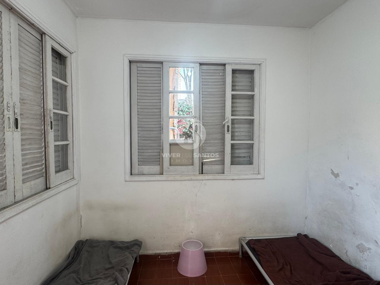Sobrado Clássico, 4 Dormitórios, Suíte, Quintal com Churrasqueira e Edícula no Marapé – Santos/SP em Marapé, Santos — foto 25