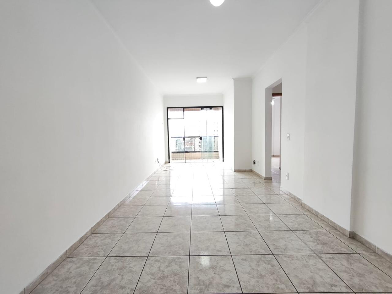 Apartamento 2 Dormitórios, Suíte, Varanda, Dependência Completa e Garagem na Aparecida – Santos/SP em Aparecida, Santos — foto 2