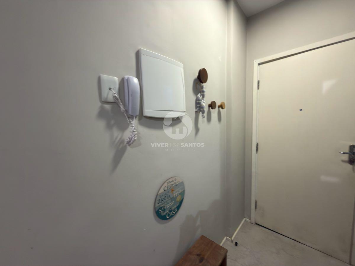 Sala Living Mobiliado e Reformado, 1 Dormitório, a 1 Quadra da Praia – Santos/SP em Boqueirão, Santos — foto 10