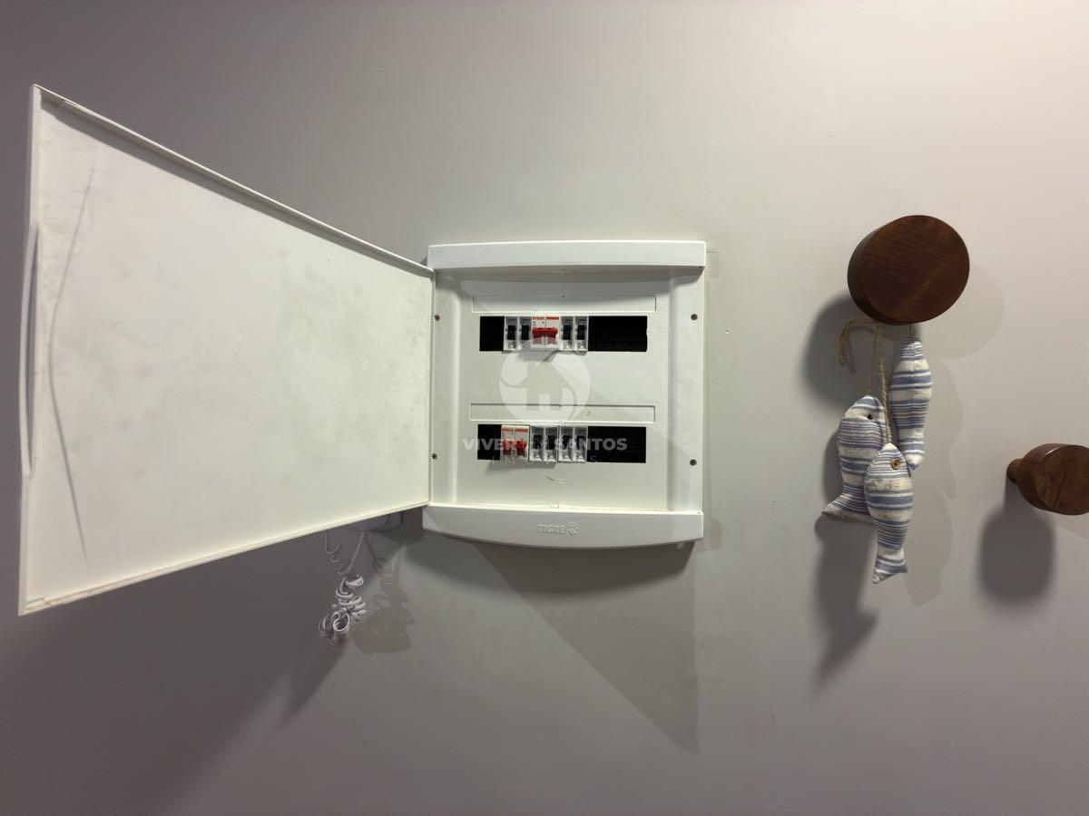 Sala Living Mobiliado e Reformado, 1 Dormitório, a 1 Quadra da Praia – Santos/SP em Boqueirão, Santos — foto 11