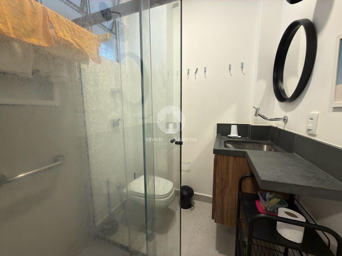 Sala Living Mobiliado e Reformado, 1 Dormitório, a 1 Quadra da Praia – Santos/SP em Boqueirão, Santos — foto 9