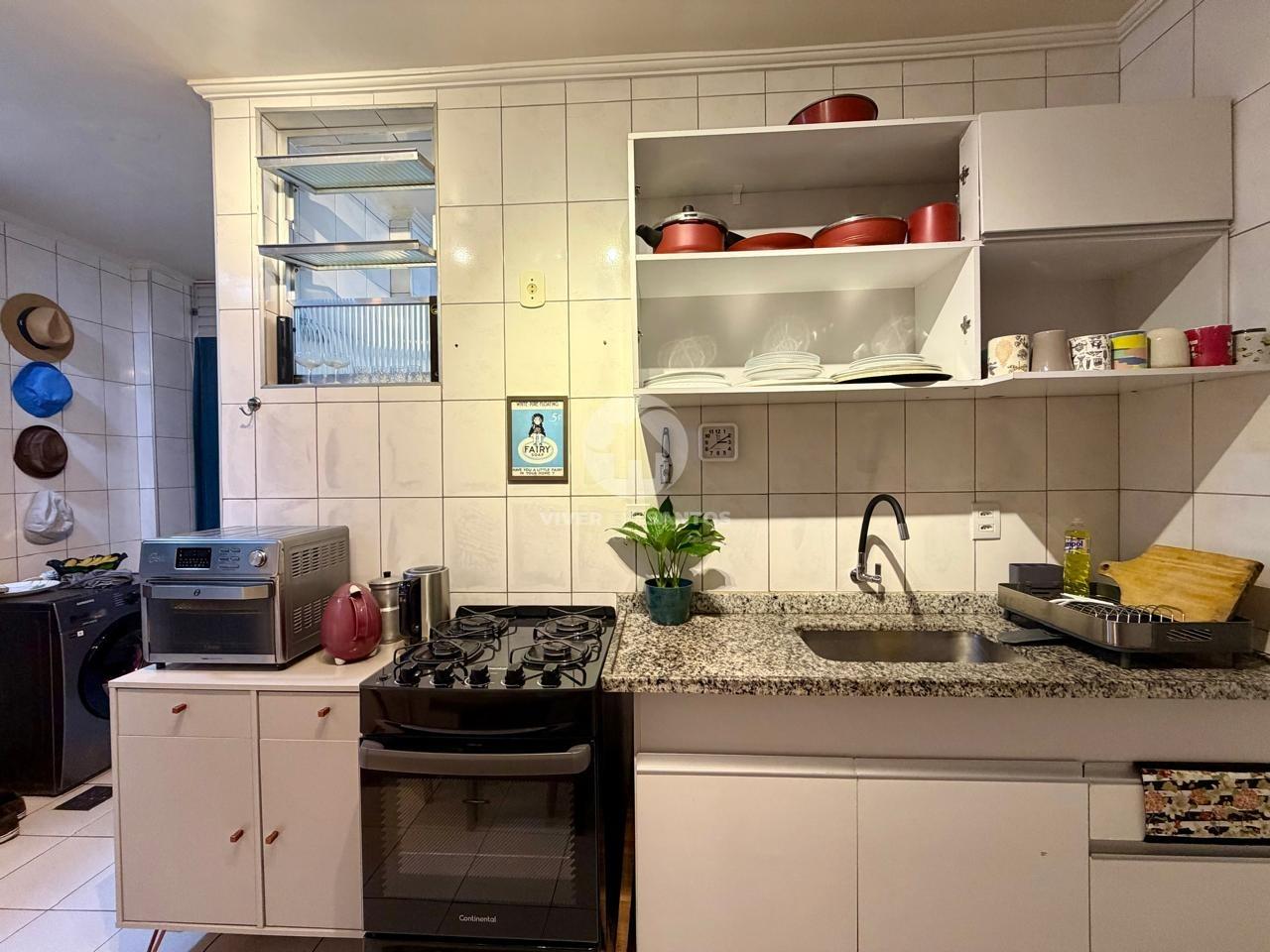 Apartamento Porteira Fechada, Varanda com Vista para o Mar e a 50 Metros da Praia do Boqueirão – Santos/SP em Boqueirão, Santos — foto 12