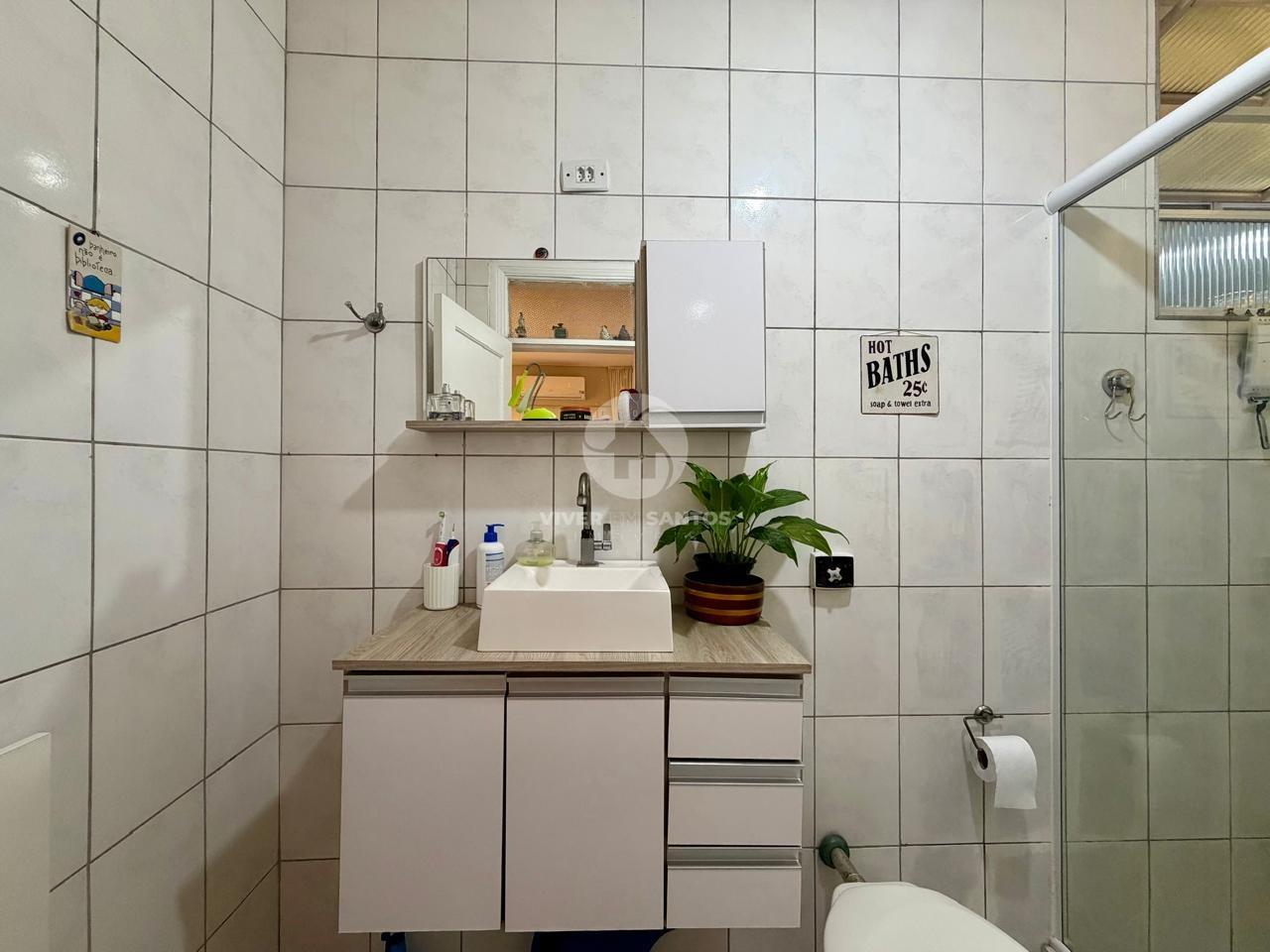 Apartamento Porteira Fechada, Varanda com Vista para o Mar e a 50 Metros da Praia do Boqueirão – Santos/SP em Boqueirão, Santos — foto 6