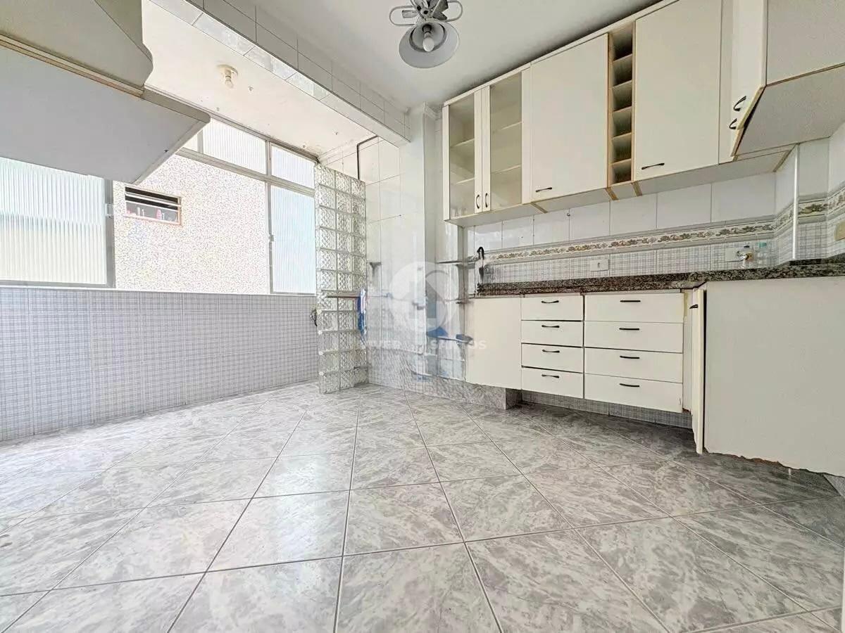 Apartamento 2 Dormitórios, Dependência Completa e Garagem no José Menino – Santos/SP em José Menino, Santos — foto 11