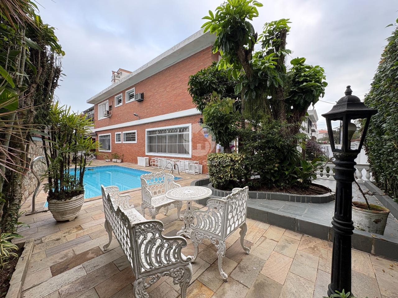 Casa 350 m², 4 Dormitórios, 2 Suítes, Piscina, Área Gourmet e 4 Vagas na Ponta da Praia – Santos/SP em Ponta da Praia, Santos — foto 2
