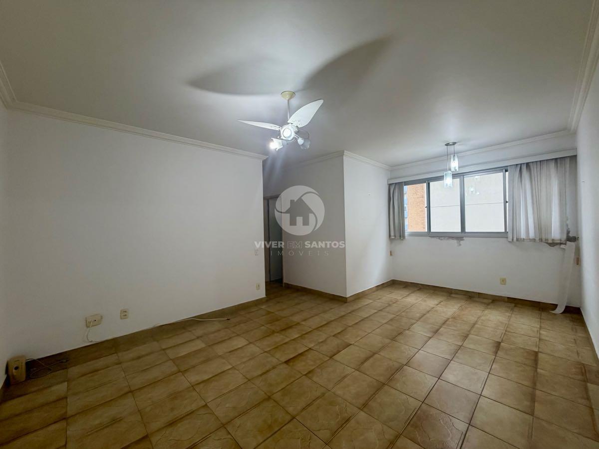 Apartamento de Frente, 2 Dormitórios, Sacada e a 1 Quadra da Praia no Boqueirão – Santos/SP em Boqueirão, Santos — foto 3