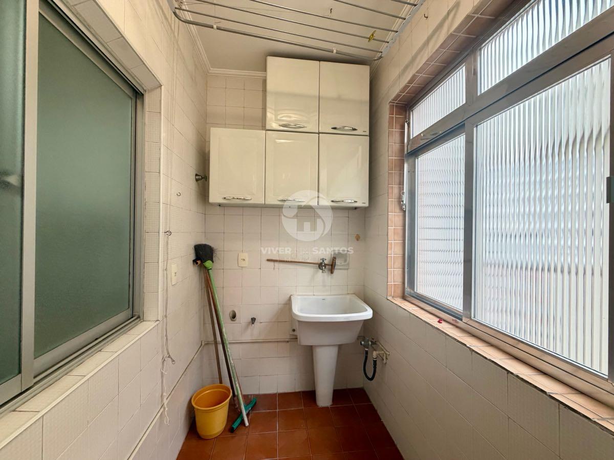 Apartamento de Frente, 2 Dormitórios, Sacada e a 1 Quadra da Praia no Boqueirão – Santos/SP em Boqueirão, Santos — foto 22