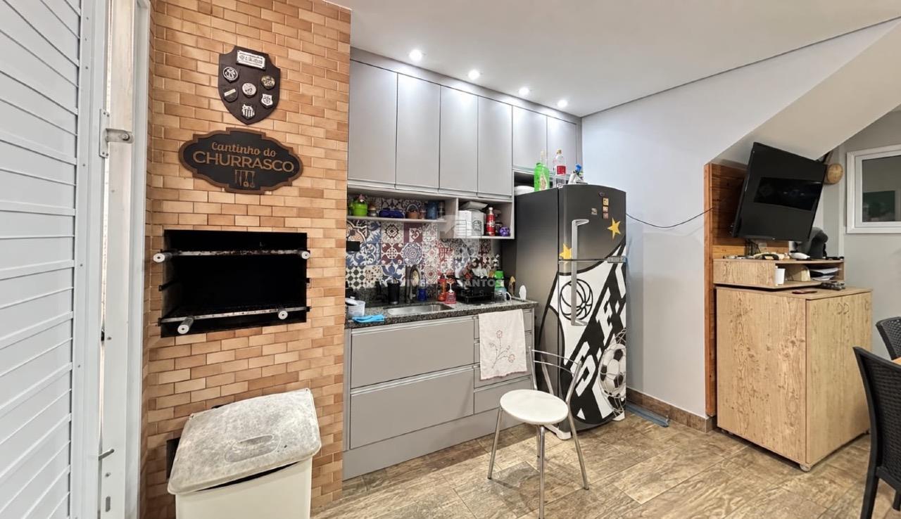 Sobrado em Villagio com 2 Suítes, área gourmet e lazer no Marapé - Santos/SP em Marapé, Santos — foto 2