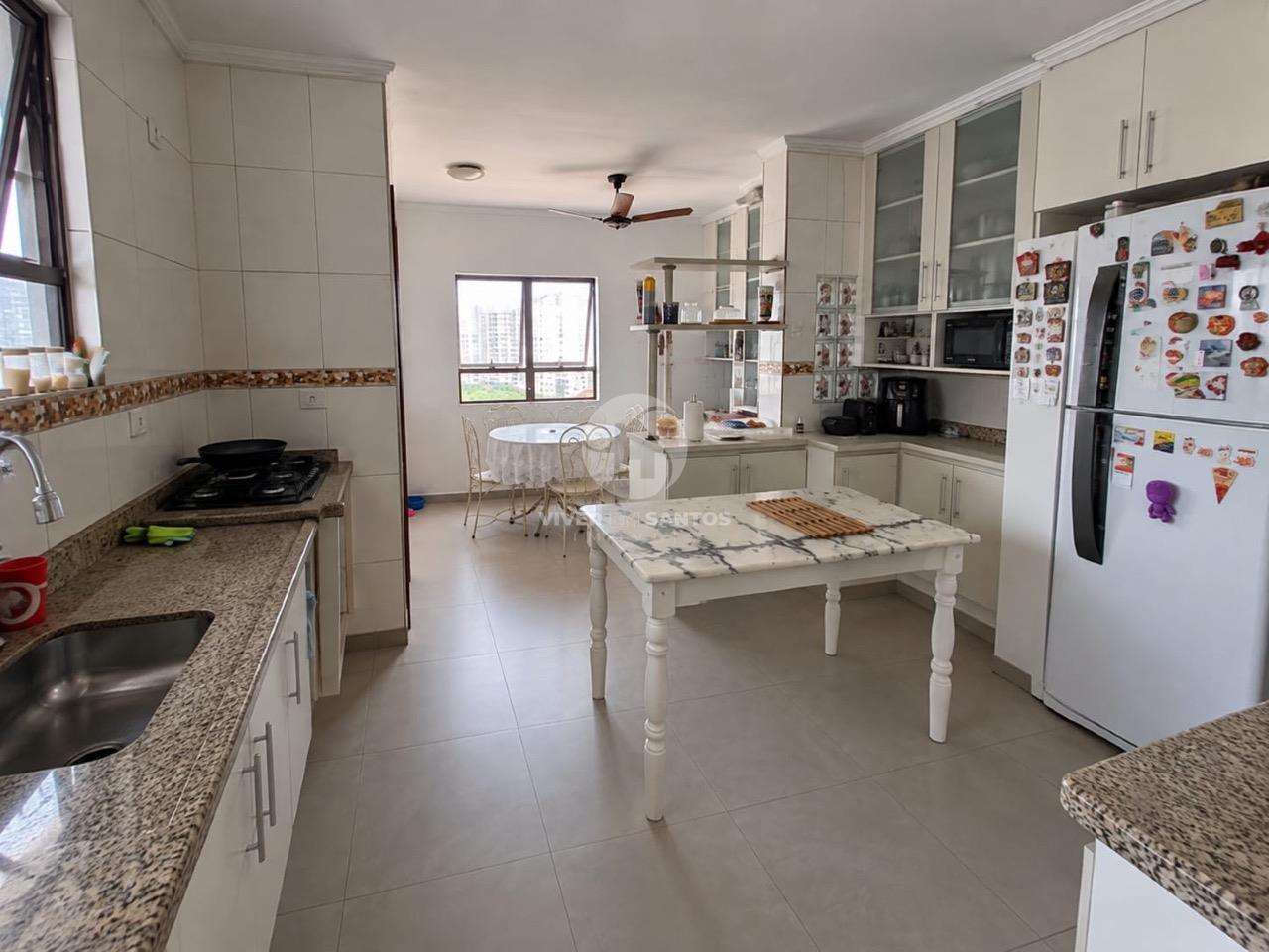 Apartamento 3 Dormitórios, Suíte com Closet, 2 Varandas e Vaga Demarcada no Embaré – Santos/SP em Embaré, Santos — foto 17
