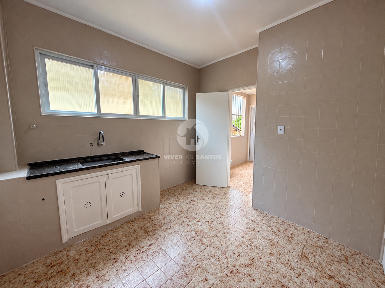 Apartamento 80 m², 2 Dormitórios, 2 Varandas e Dependência Reversível no Embaré – Santos/SP em Embaré, Santos — foto 6