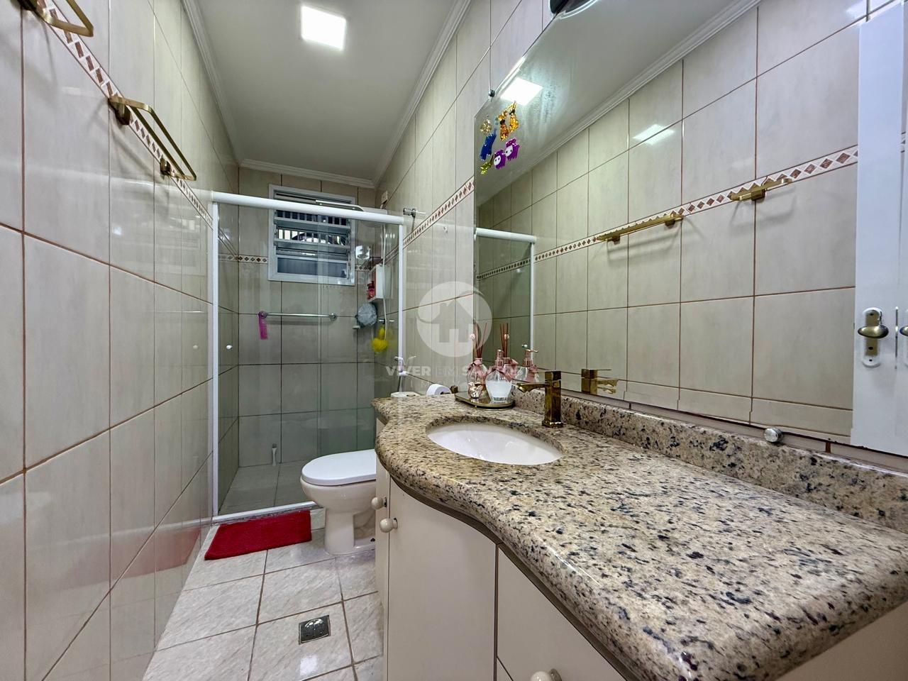 Casa sobreposta baixa com Dormitórios, Suíte, Piscina, Churrasqueira e Quintal na Vila Belmiro – Santos/SP em Marapé, Santos — foto 9