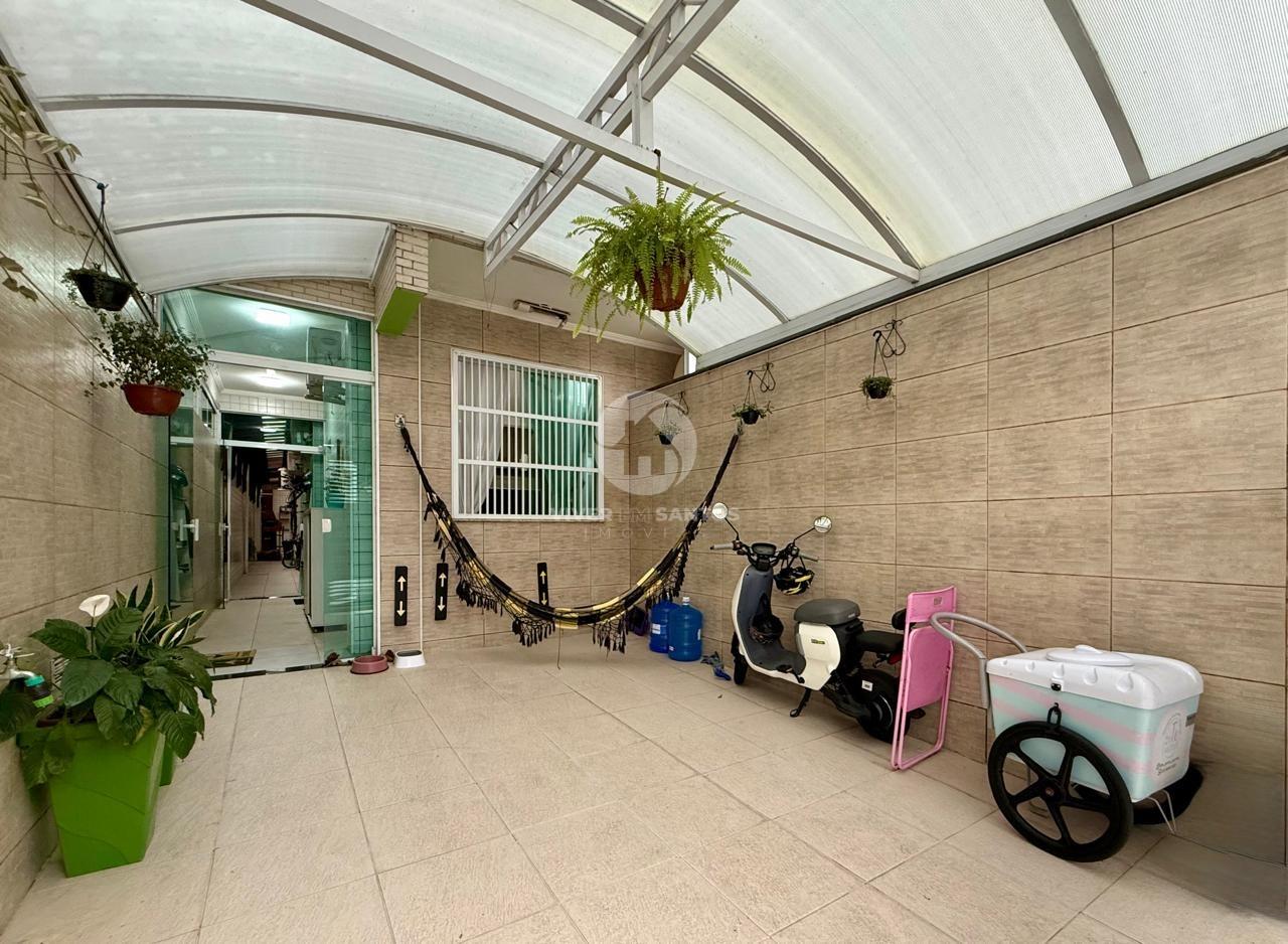 Casa sobreposta baixa com Dormitórios, Suíte, Piscina, Churrasqueira e Quintal na Vila Belmiro – Santos/SP em Marapé, Santos — foto 29