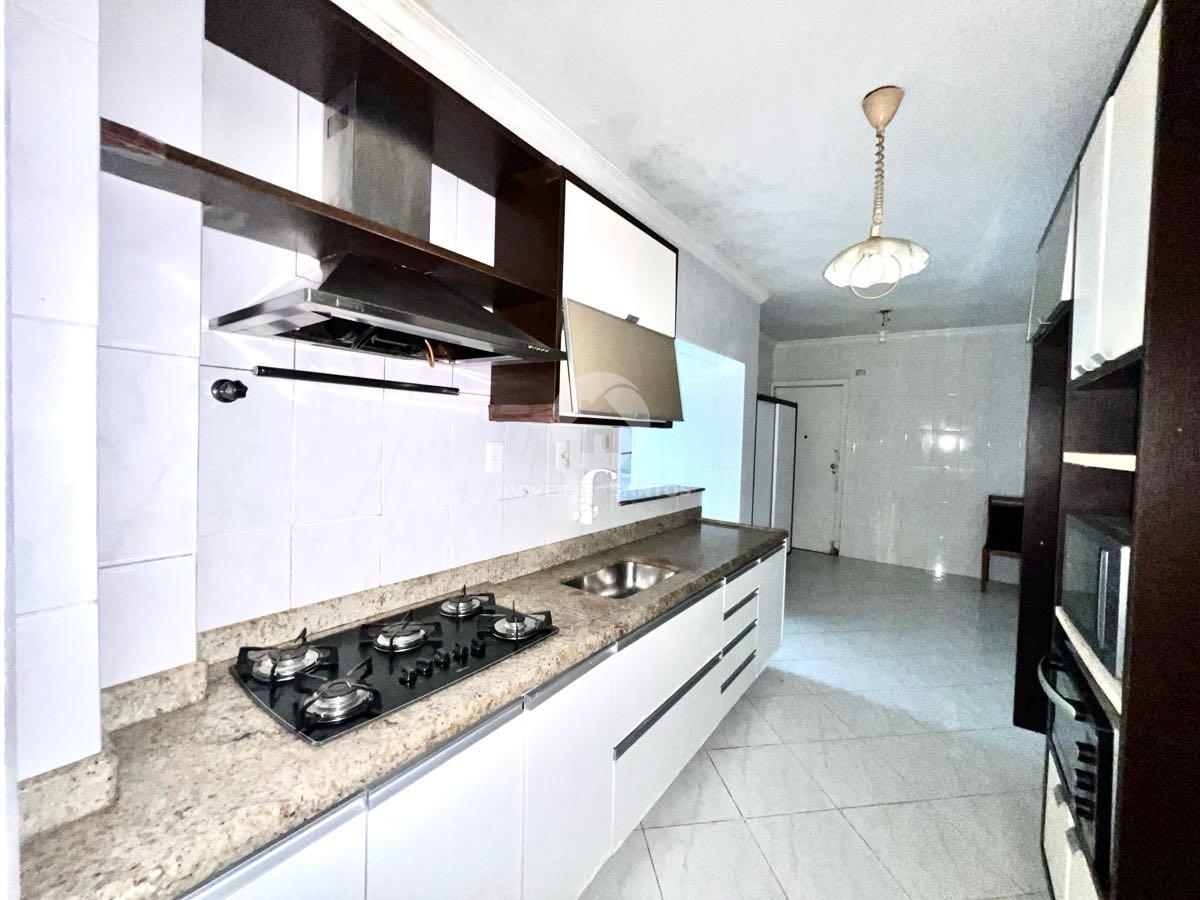 Apartamento Amplo para Modernização a 1 Quadra da Praia no Gonzaga – Santos/SP em Gonzaga, Santos — foto 18
