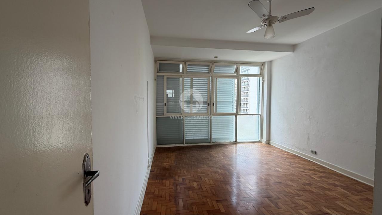 Apartamento 2 Dormitórios, Dependência Completa e Potencial para Modernização na Quadra da Praia – Aparecida, Santos/SP em Aparecida, Santos — foto 13