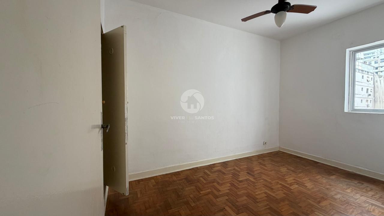 Apartamento 2 Dormitórios, Dependência Completa e Potencial para Modernização na Quadra da Praia – Aparecida, Santos/SP em Aparecida, Santos — foto 6