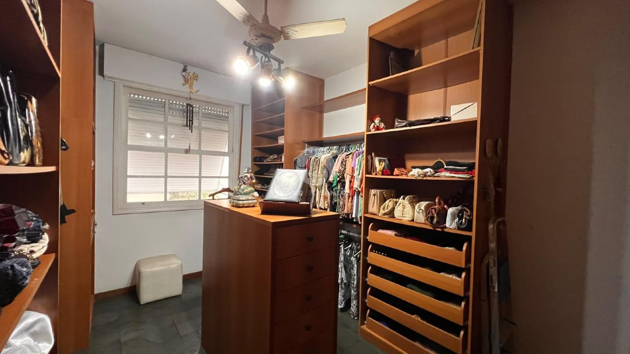 Apartamento 194 m², 4 Dormitórios, Suíte, Dependência Completa e 2 Vagas na Pompéia – Santos/SP em Pompéia, Santos — foto 9