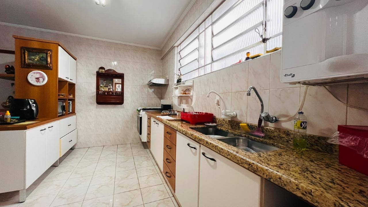 Apartamento 194 m², 4 Dormitórios, Suíte, Dependência Completa e 2 Vagas na Pompéia – Santos/SP em Pompéia, Santos — foto 16