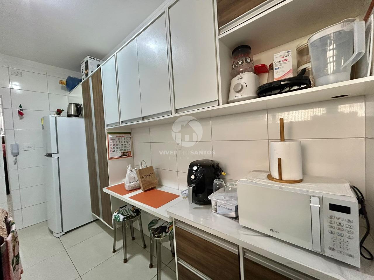 Apartamento Térreo Reformado, 2 Dormitórios e Garagem Coletiva na Encruzilhada – Santos/SP em Encruzilhada, Santos — foto 13