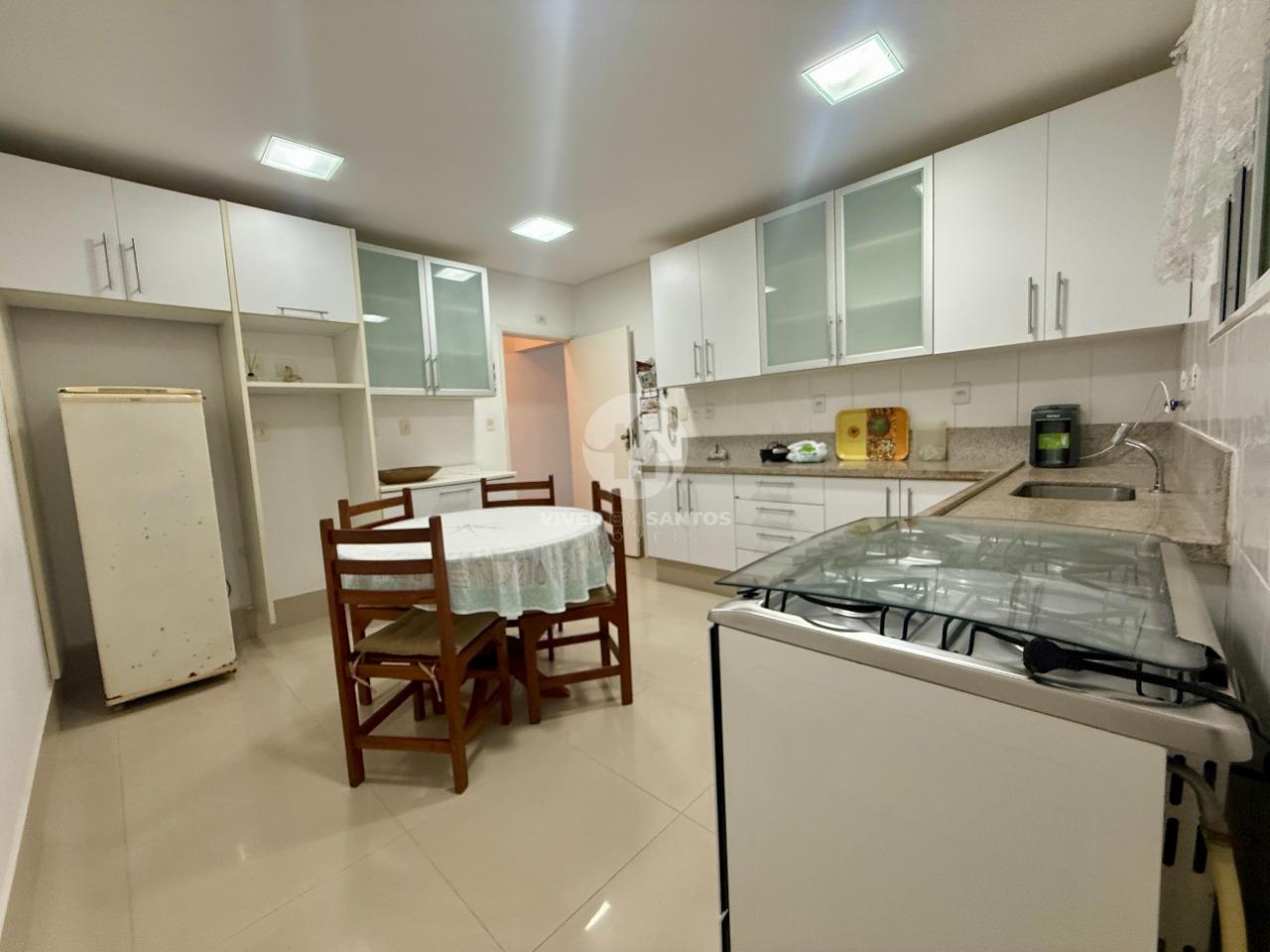 Apartamento Mobiliado 140 m², 3 Dormitórios, Suíte e Vaga no Campo Grande – Santos/SP em Campo Grande, Santos — foto 11