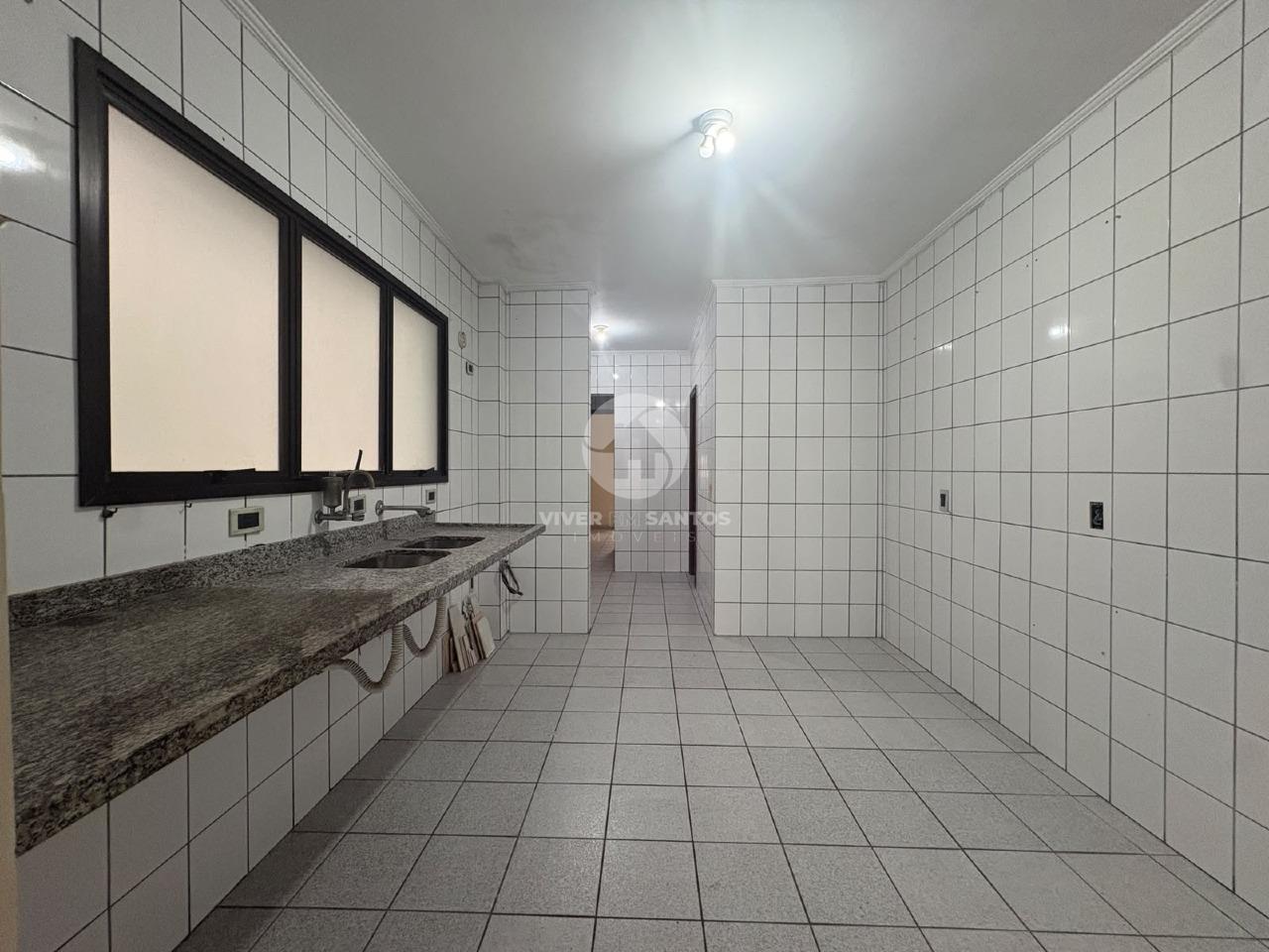 Apartamento 220 m², 3 Suítes, Varanda e 2 Vagas a Meia Quadra da Praia no Embaré – Santos/SP em Embaré, Santos — foto 6