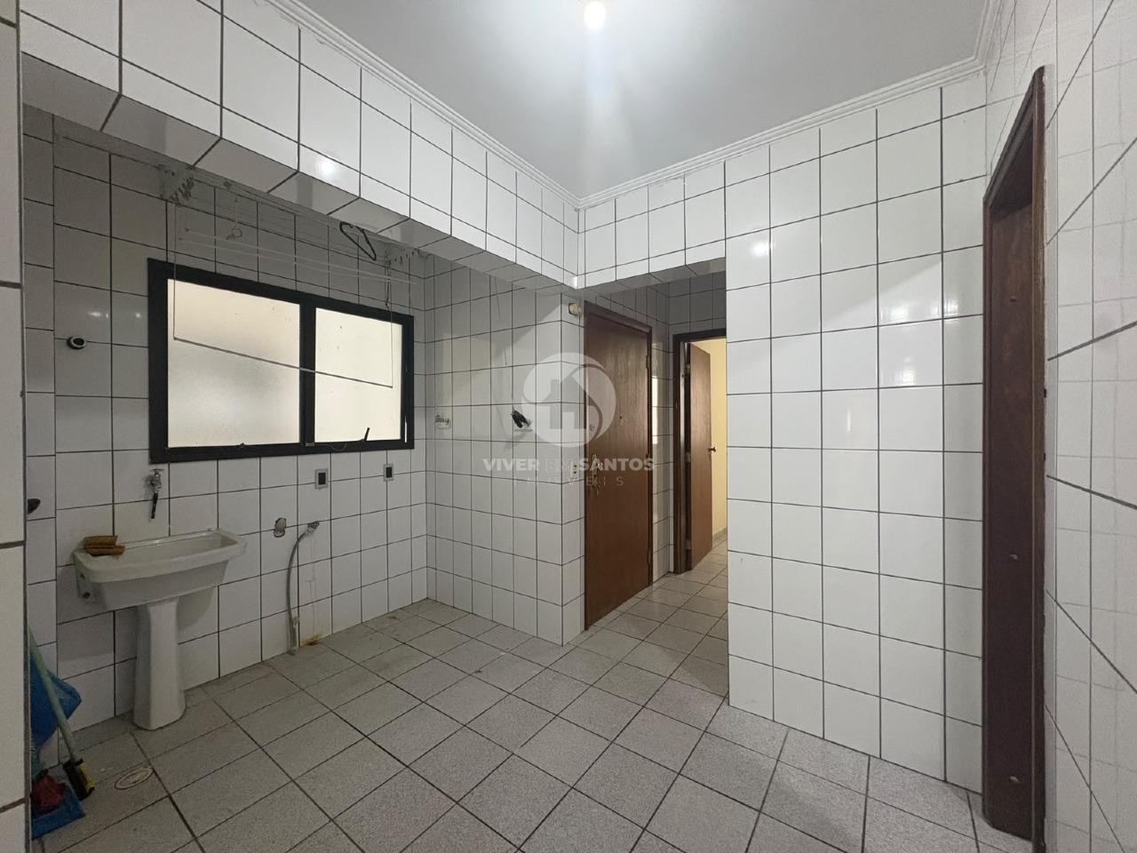 Apartamento 220 m², 3 Suítes, Varanda e 2 Vagas a Meia Quadra da Praia no Embaré – Santos/SP em Embaré, Santos — foto 26