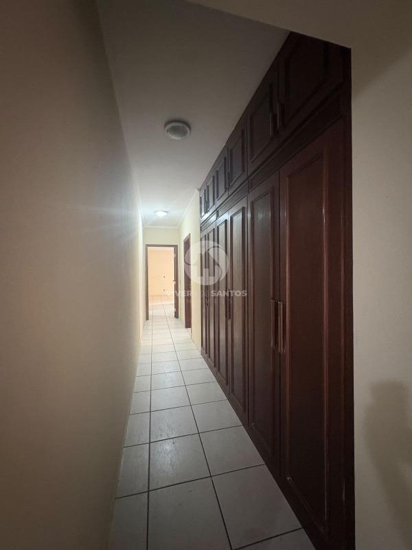 Apartamento 220 m², 3 Suítes, Varanda e 2 Vagas a Meia Quadra da Praia no Embaré – Santos/SP em Embaré, Santos — foto 14