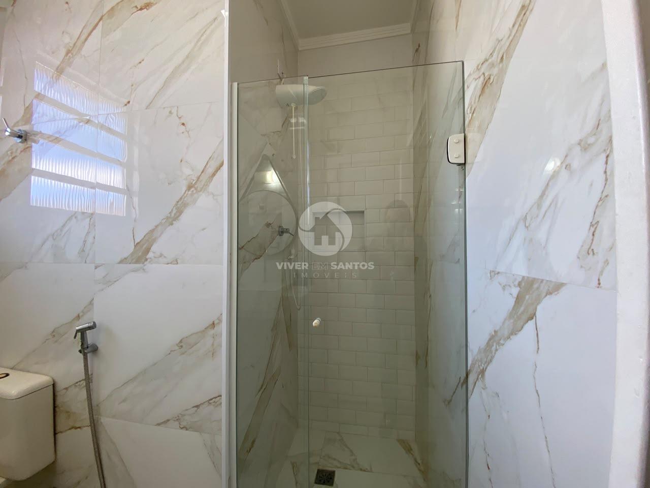 Apartamento Reformado, 2 Dormitórios, Vaga Coletiva e a 4 Quadras da Praia no Embaré – Santos/SP em Embaré, Santos — foto 6