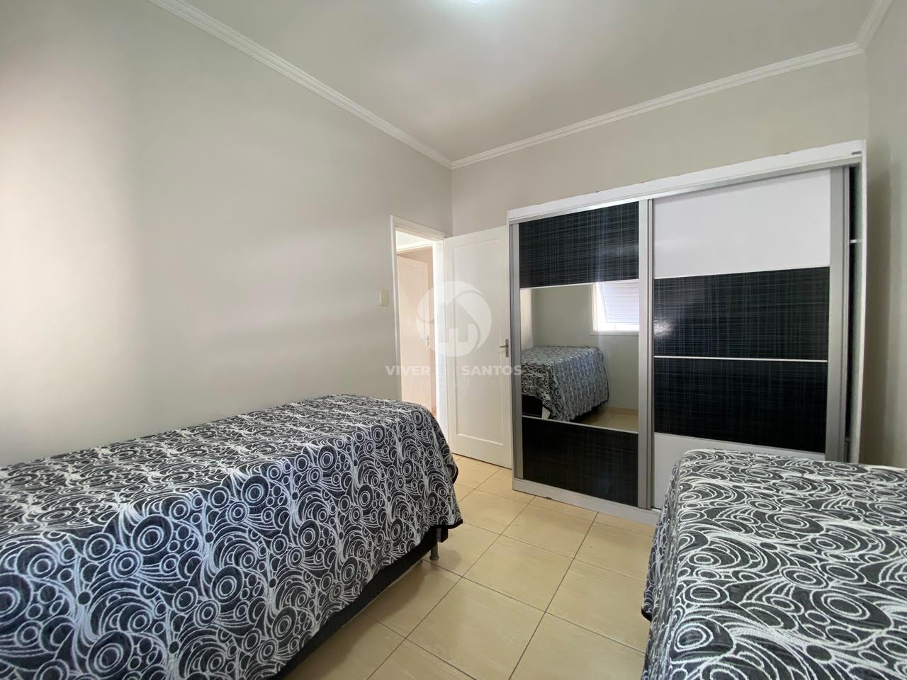 Apartamento Reformado, 2 Dormitórios, Vaga Coletiva e a 4 Quadras da Praia no Embaré – Santos/SP em Embaré, Santos — foto 4